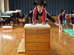 体操教室 FLY HIGH